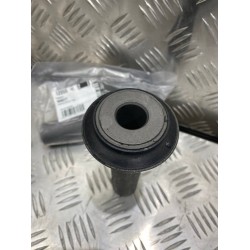 Сайлентблок подрамника переднего Nissan Rogue X-TRAIL НиСсан Рог 54467-BR00A