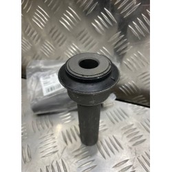 Сайлентблок подрамника переднего Nissan Rogue X-TRAIL НиСсан Рог 54467-BR00A