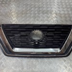 Решетка радиатора под камеру Т33 Nissan Rogue X-TRAIL Ниссан Рог 623106RR0B