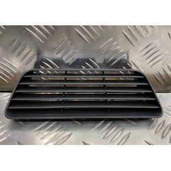 Заглушка заднего бампера (ПТФ) Nissan Rogue X-TRAIL Нисан Рог 2014 - 2021 г. 850701KA0A