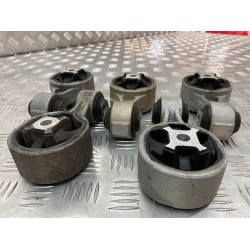 Подушка двигателя верхняя (восьмерка) Nissan Rogue X-Trail Ниссан Рог 113504BA0A
