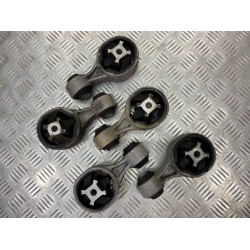 Подушка двигателя верхняя (восьмерка) Nissan Rogue X-Trail Ниссан Рог 113504BA0A