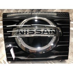 Эмблема под дистроник (квадрат) Nissan Rogue X-TRAIL Нисан Рог 2017-2021 г. 628906FL0A