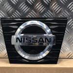 Эмблема под дистроник (квадрат) Nissan Rogue X-TRAIL Нисан Рог 2017-2021 г.  628906FL0A
