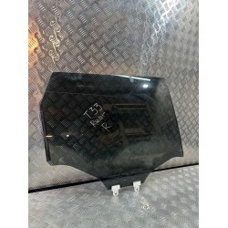 Скло заднє праве Nissan Rogue Нісан Рог 2021 Т33 2.5 823006RA0A